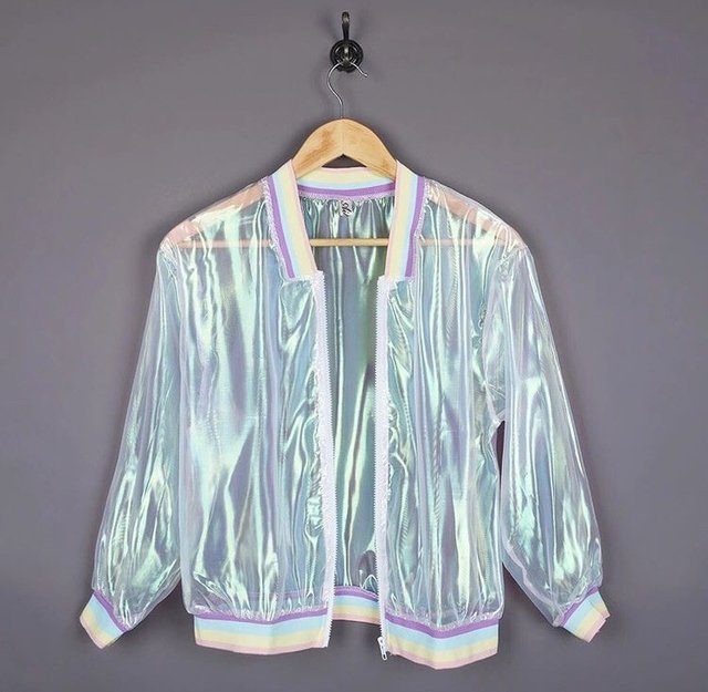 jaqueta holográfica transparente