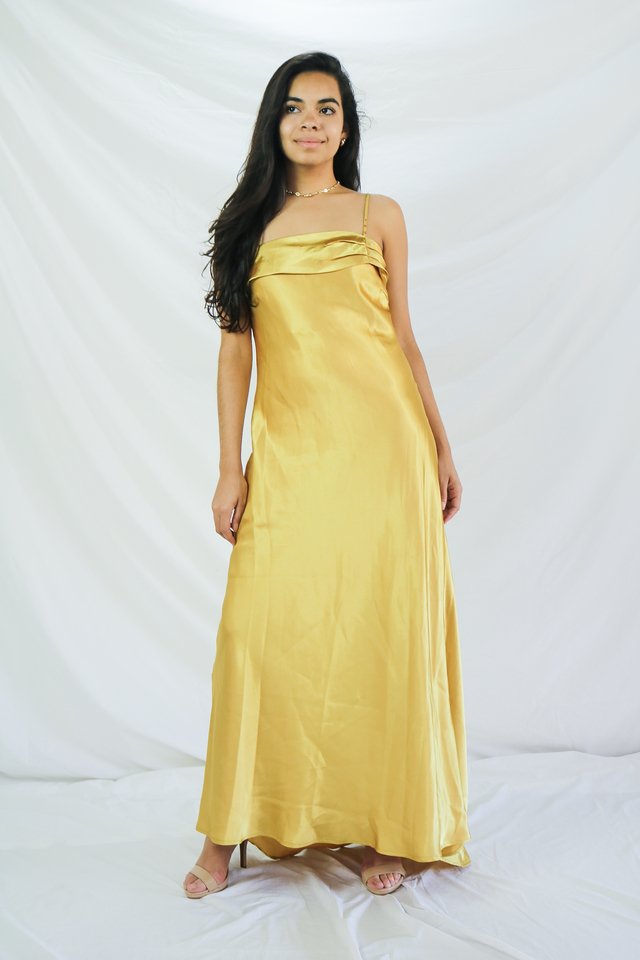 vestido longo dourado comprar