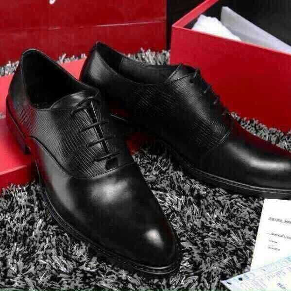 sapato oxford cap toe