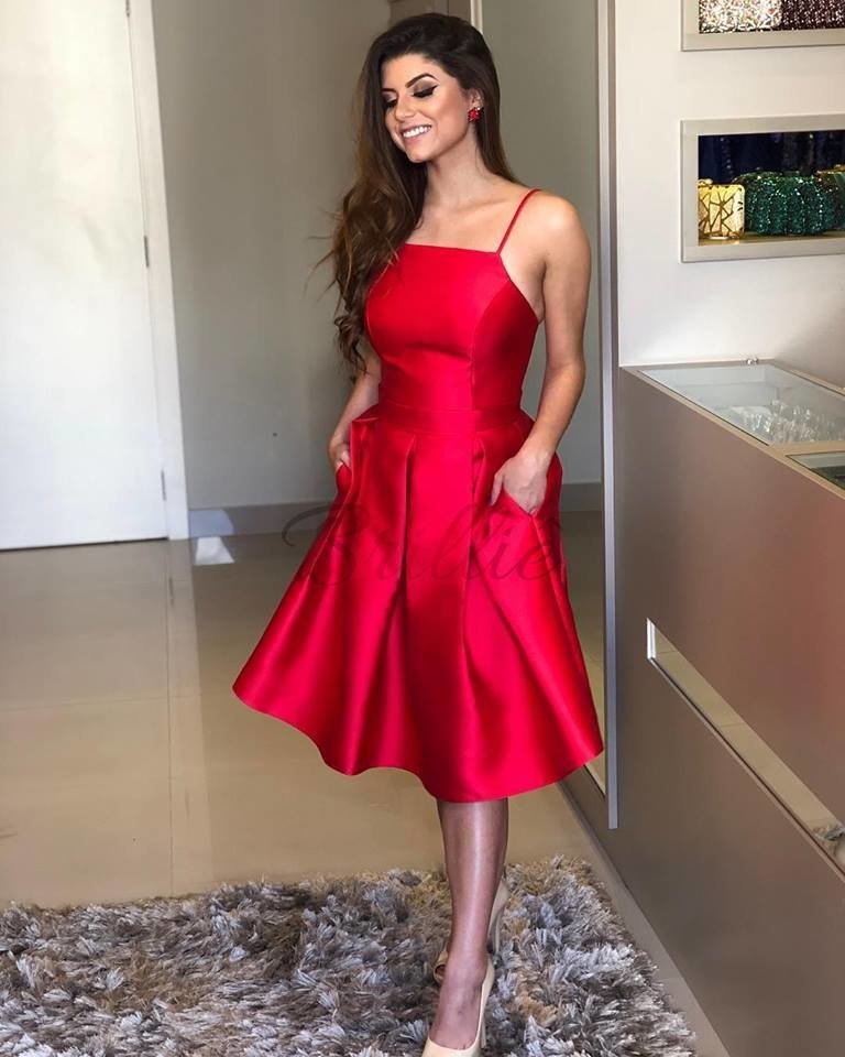 vestidos curtos vermelhos