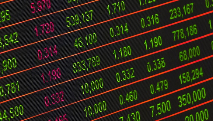 Como um governo pode ajudar a desenvolver a economia Como um governo pode ajudar a desenvolver a economia