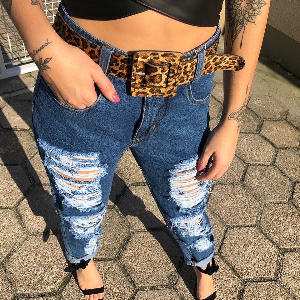 calça jeans cintura alta destroyed