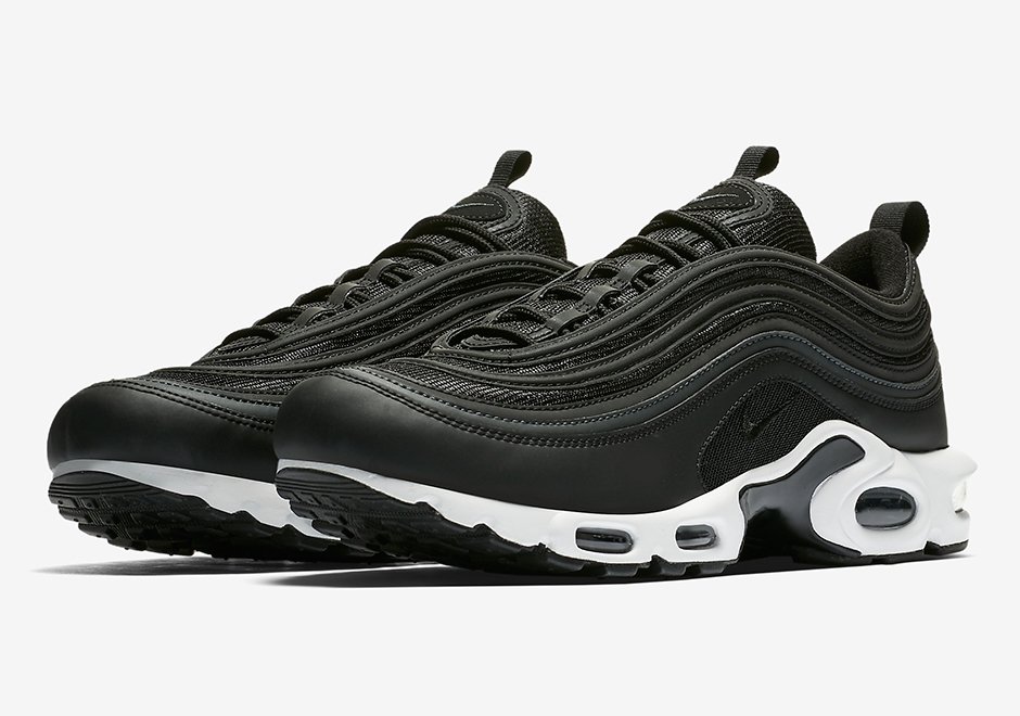 air max plus preto com branco