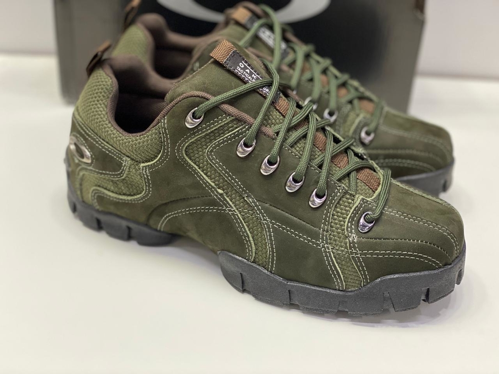 tênis oakley flak 1.3