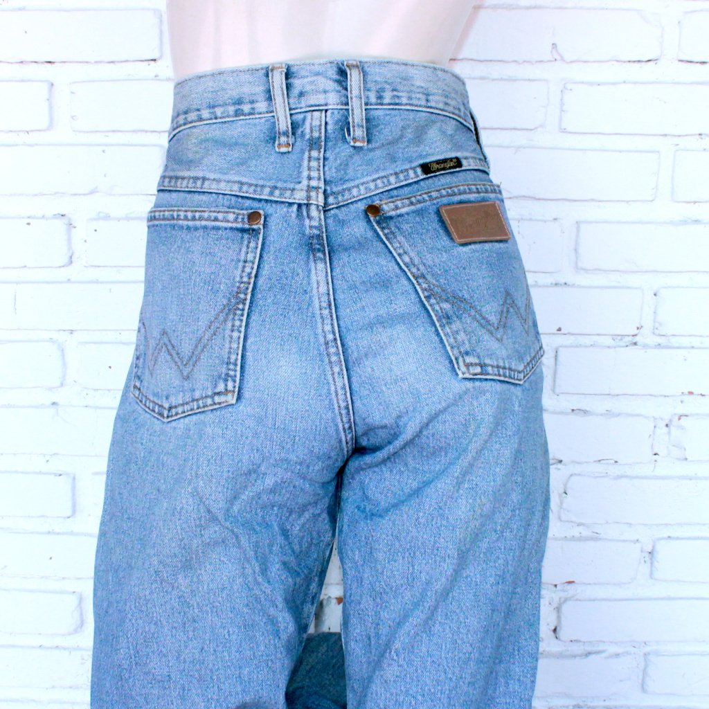 calça jeans wrangler