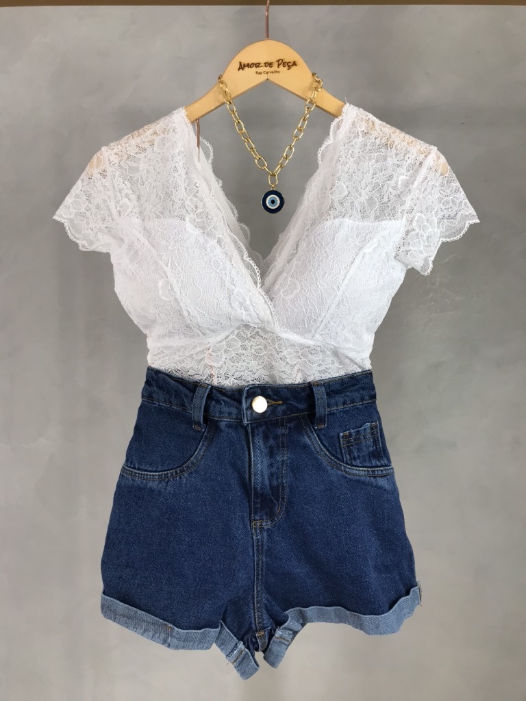 short jeans preto cos alto