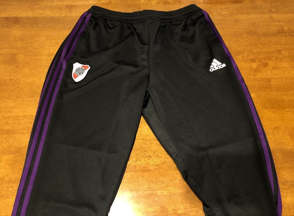 pantalon adidas river