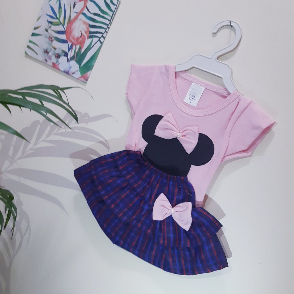 conjunto de sainha e blusinha