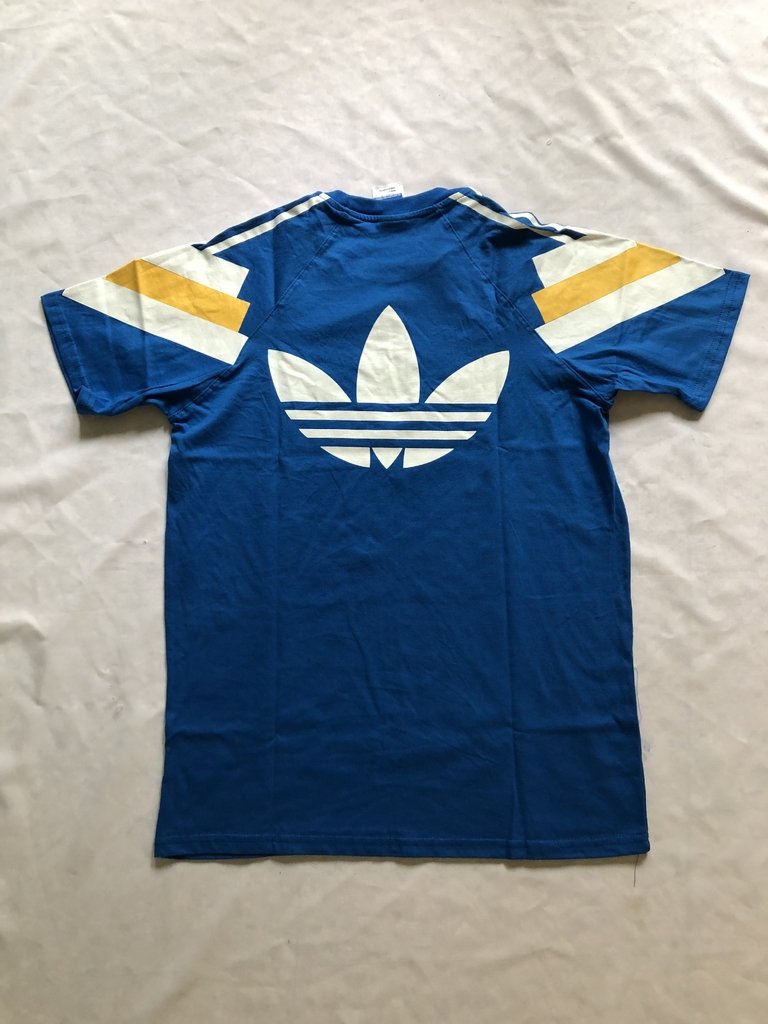 remera retro adidas