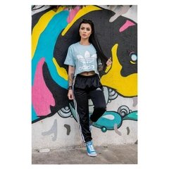 calça adidas folgada