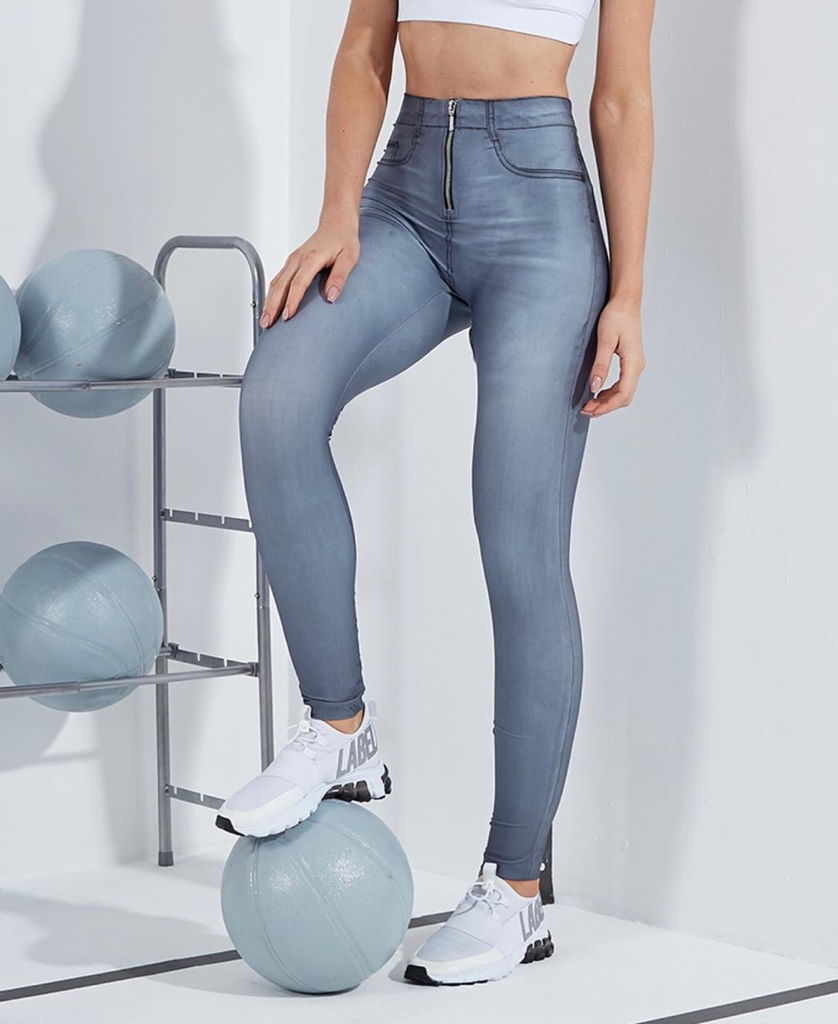 calça jeans labellamafia