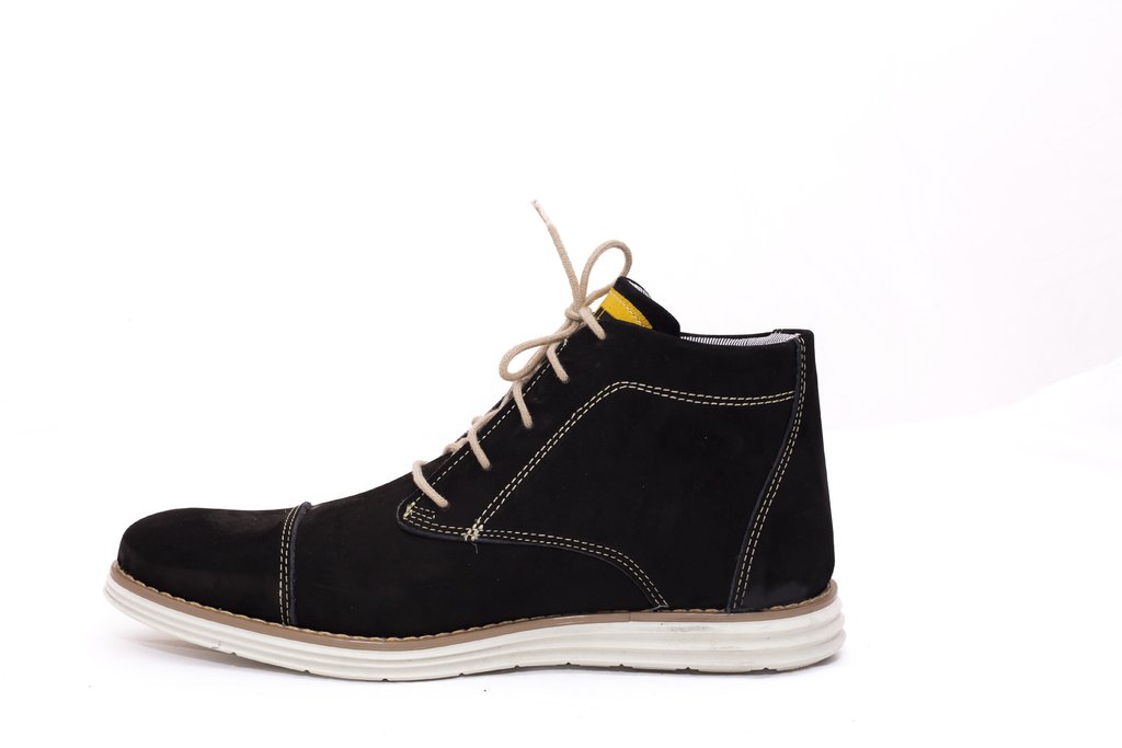 bota cano medio couro