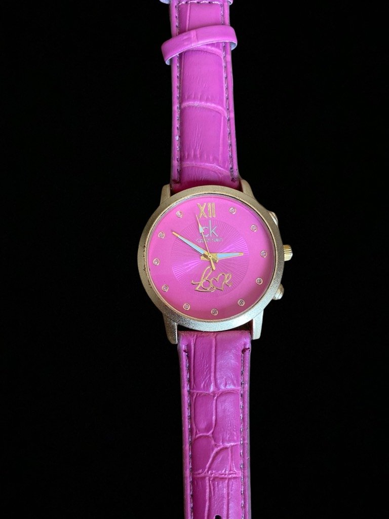 Relógio feminino cód 021 - Comprar em @joicy_aliancas