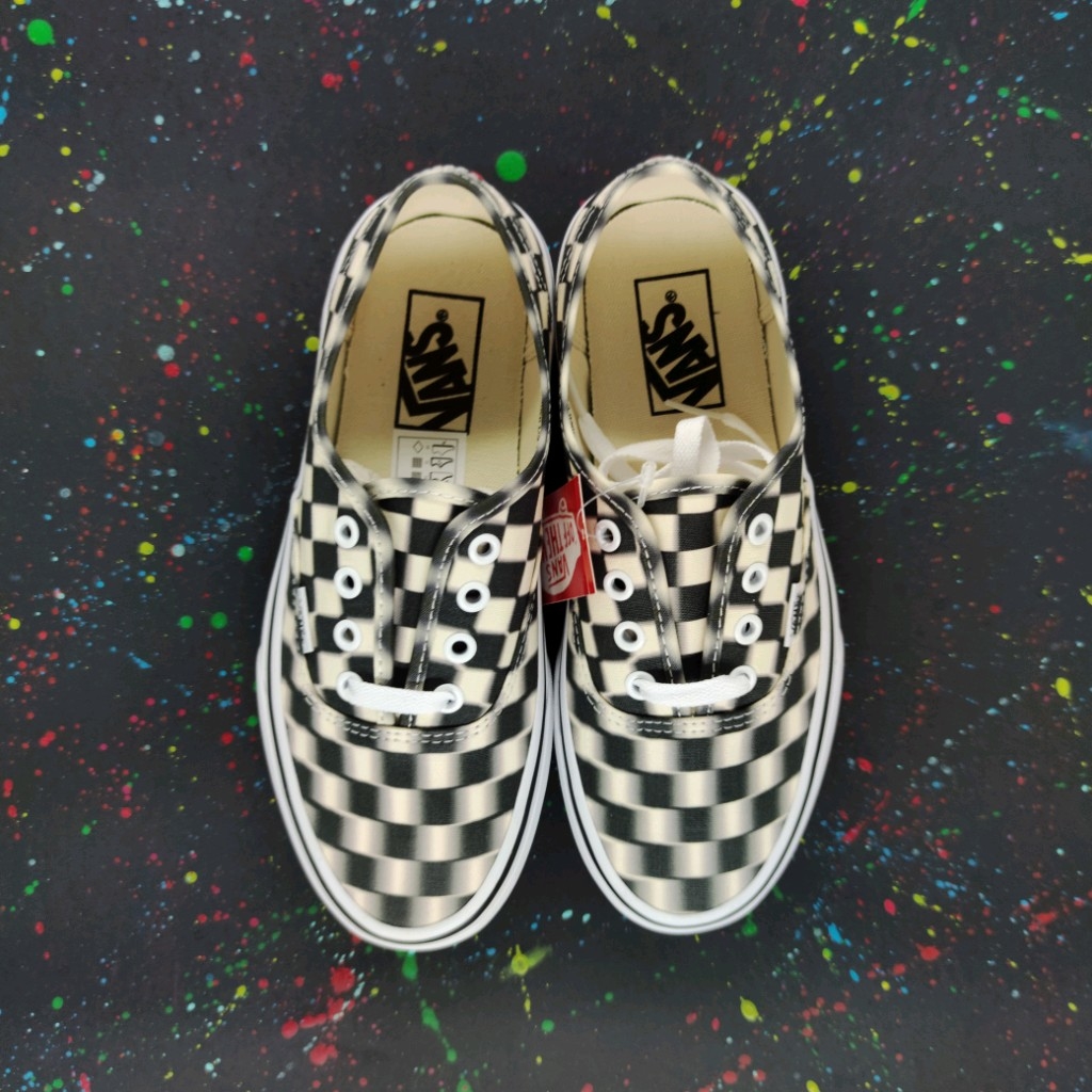 tênis authentic blur check
