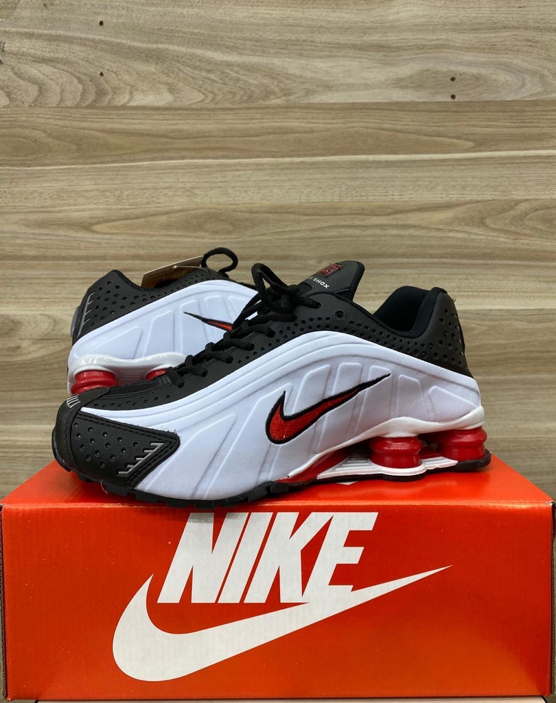 nike shox nz preto e vermelho