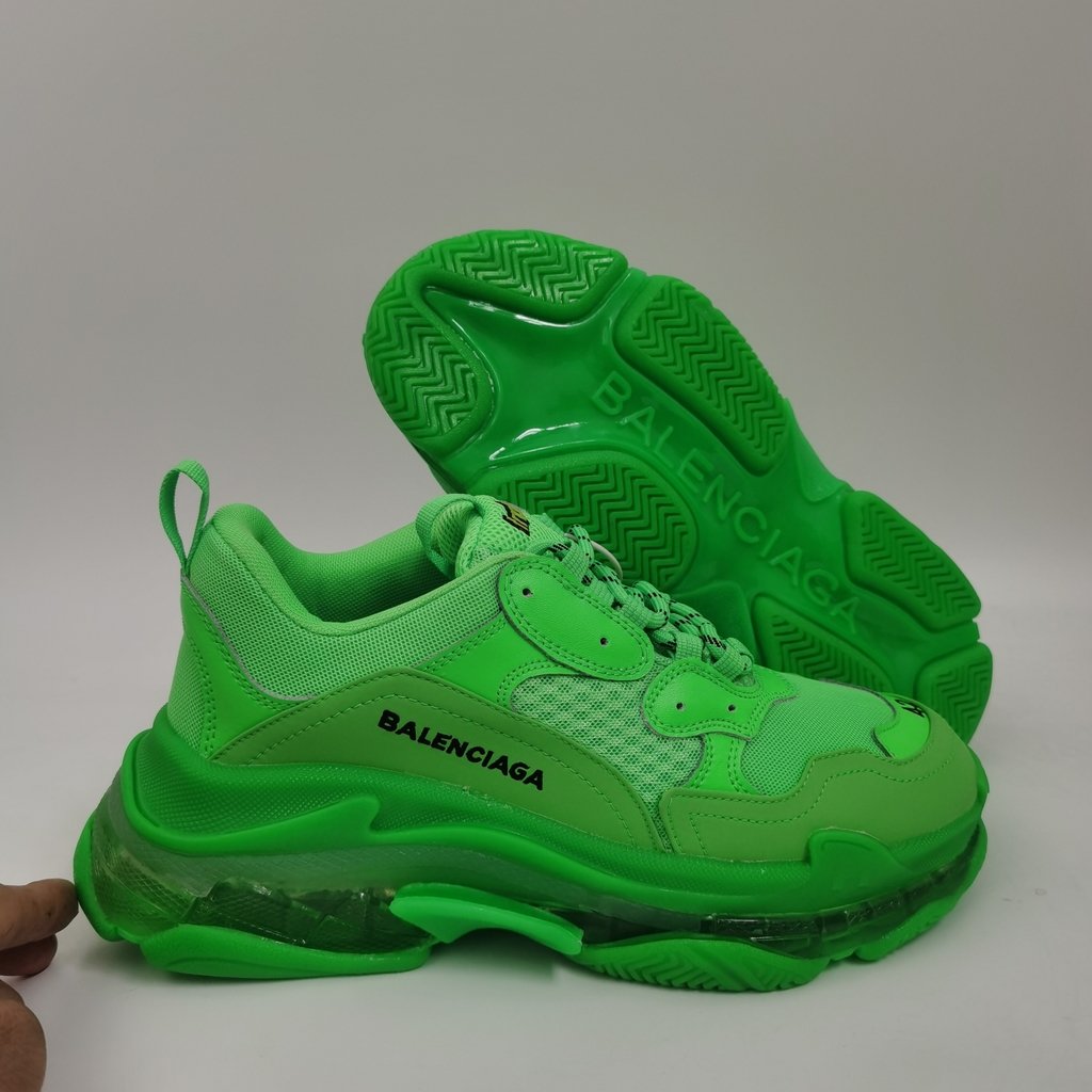 balenciaga corta vento