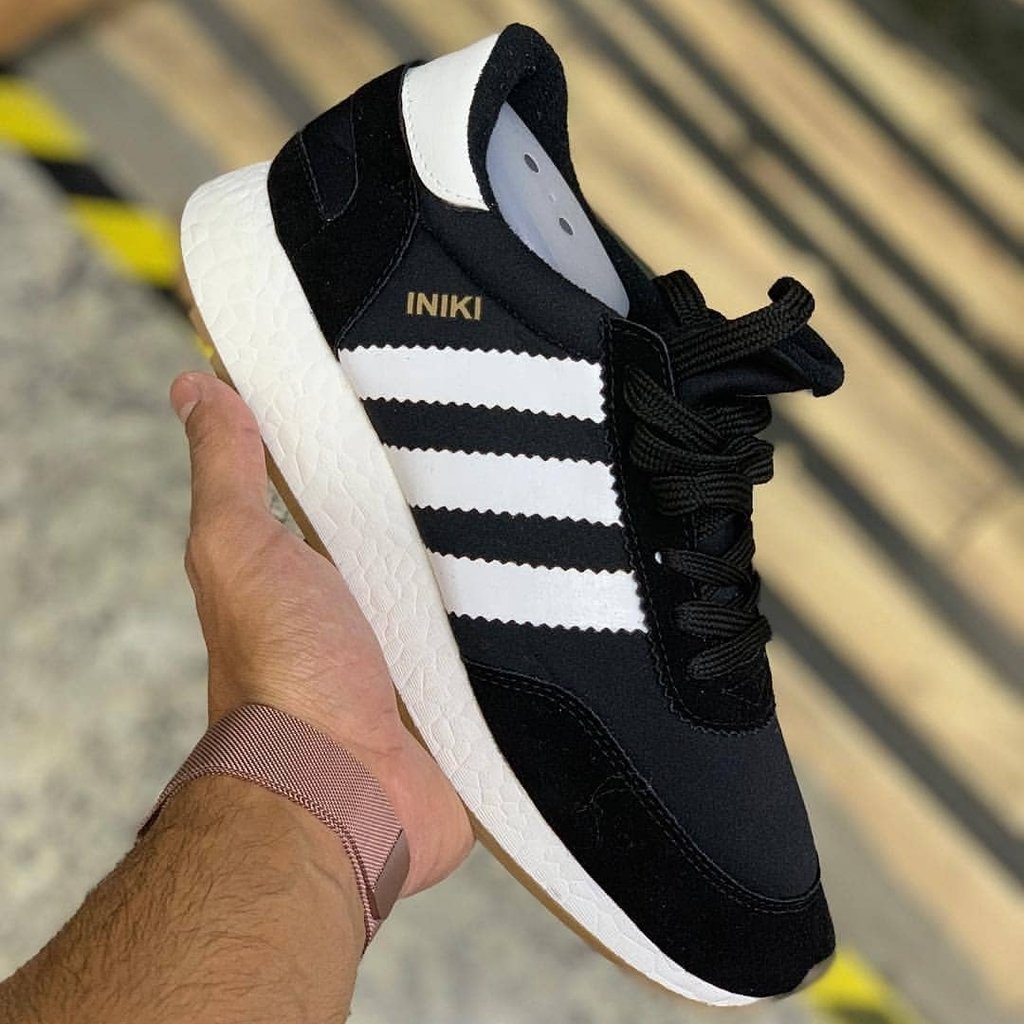 adidas iniki marrom