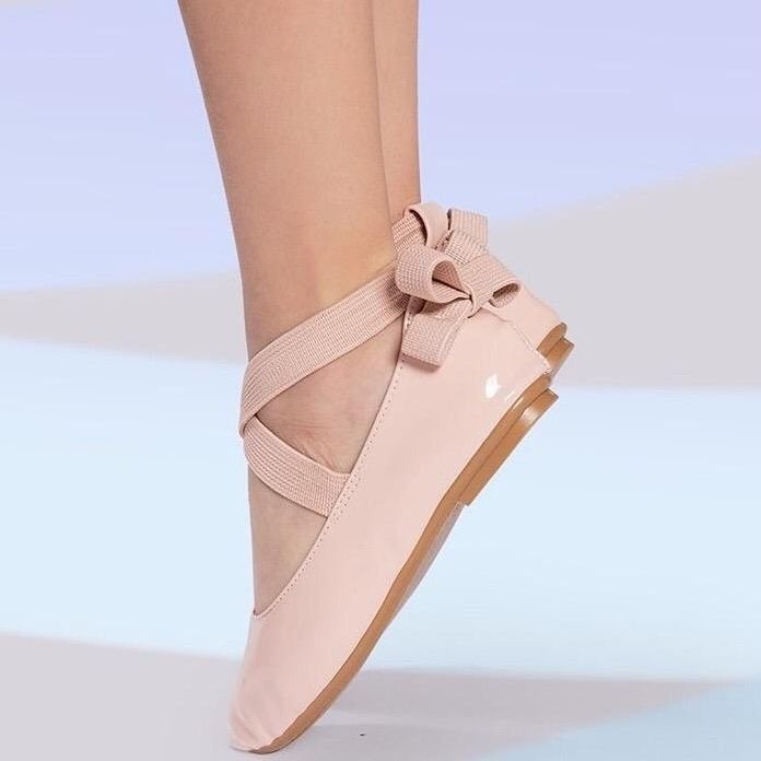 sapatilha com elástico