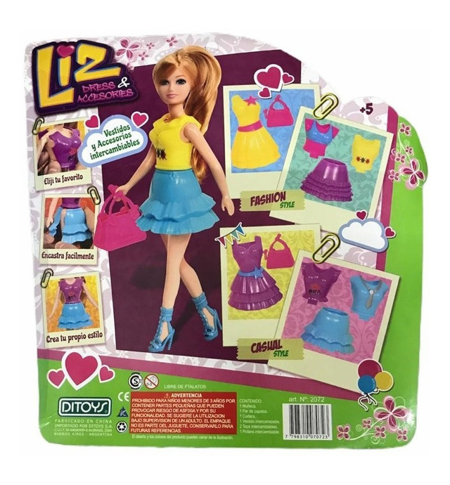 muñeca con vestidos intercambiables