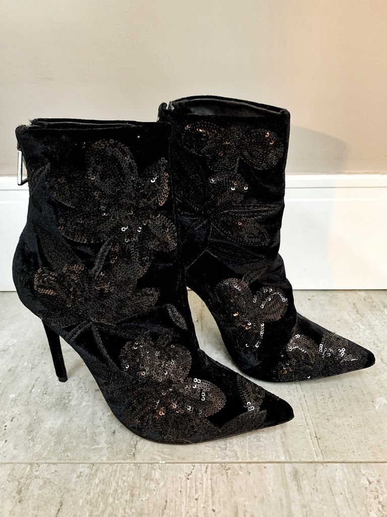 bota cano curto da schutz
