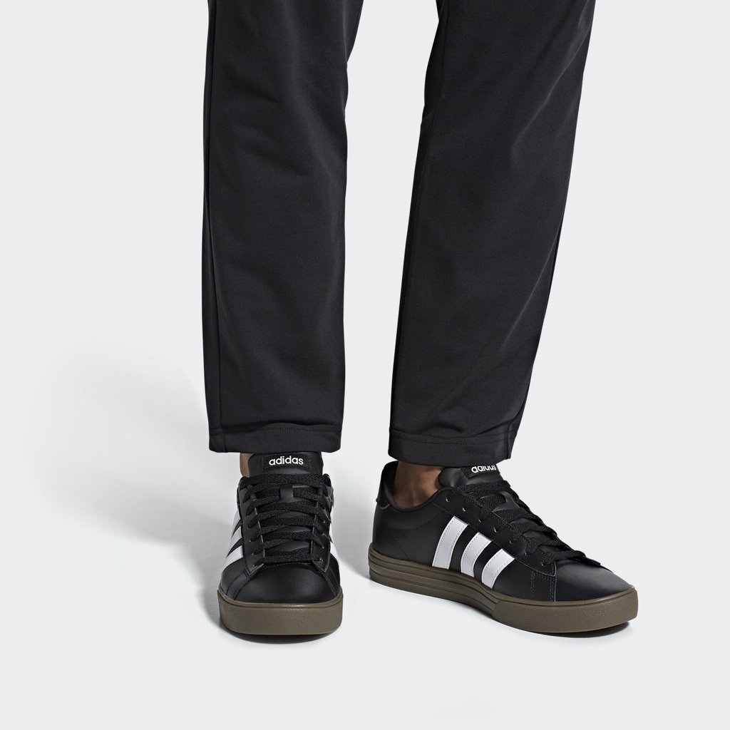 adidas daily 2.0 masculino