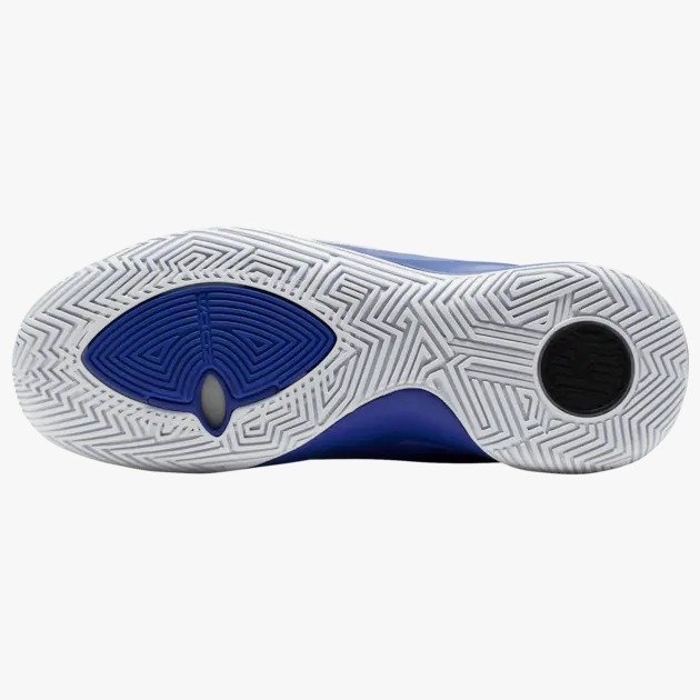 kyrie flytrap caracteristicas