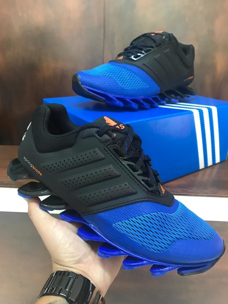 tênis da adidas springblade