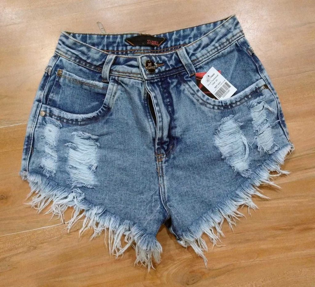shorts 23 graus