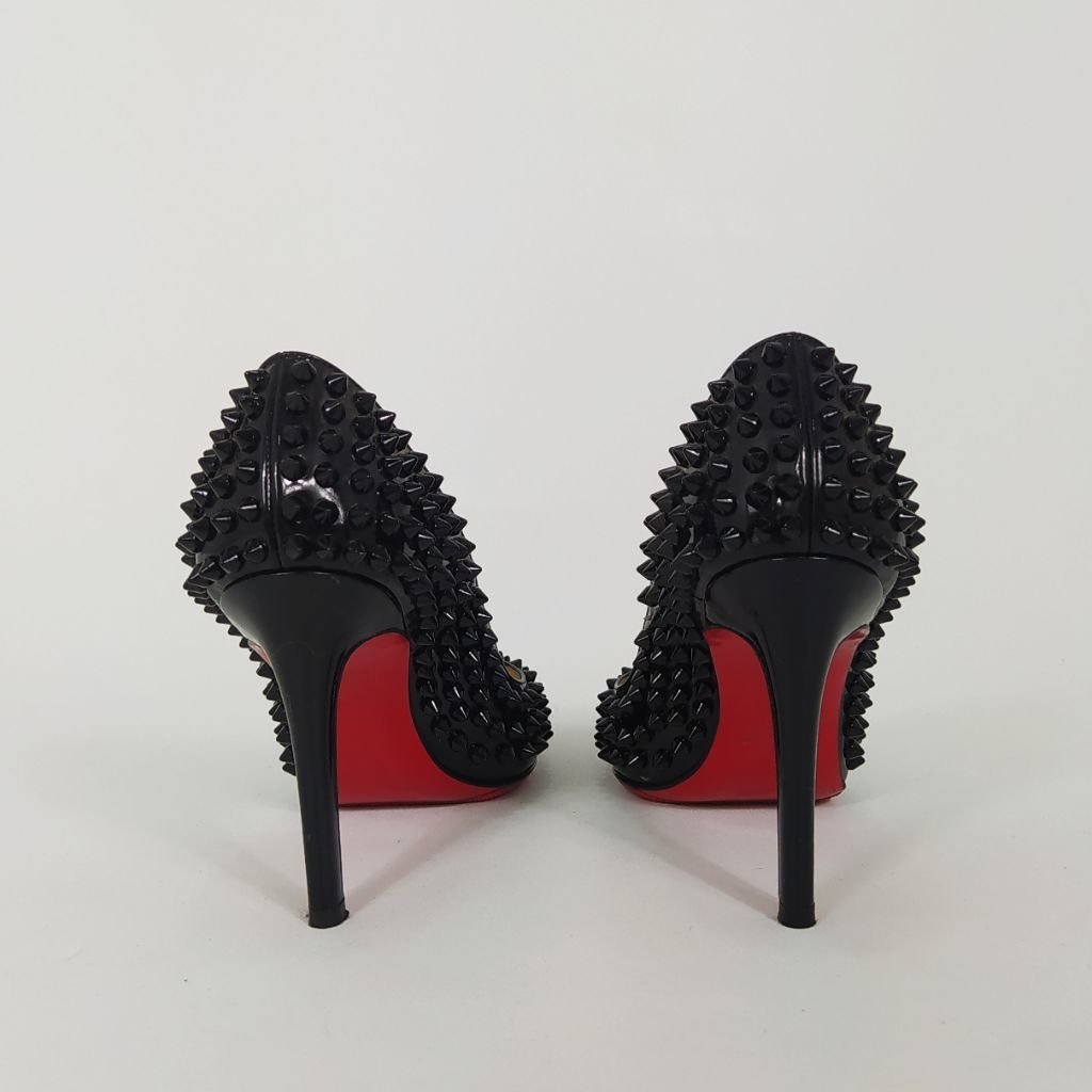 comprar sapatos louboutin