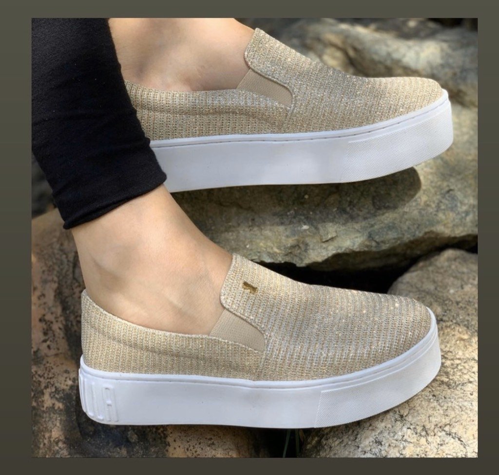 slip on dourado santa lolla