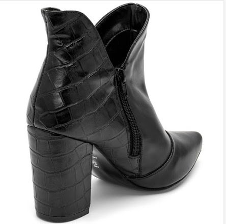 bota preta bico fino salto grosso