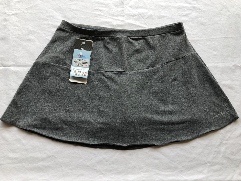 short saia tenista