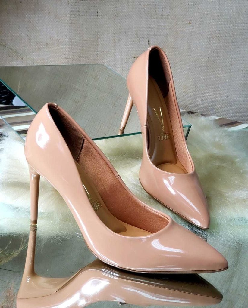 scarpin cor nude