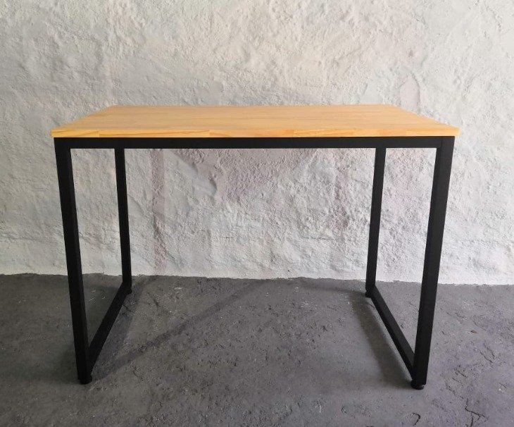 Mesa De Escritorio Industrial 100x60 Cm Madeira E Ferro Pinus 30mm