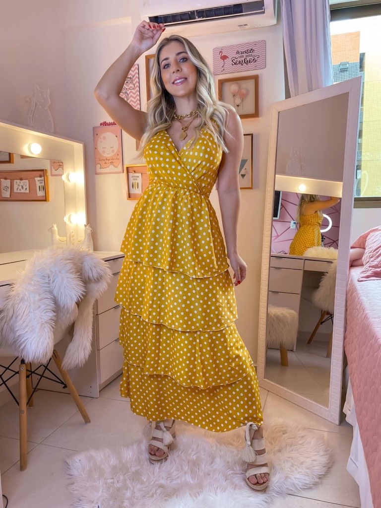 vestido poá amarelo
