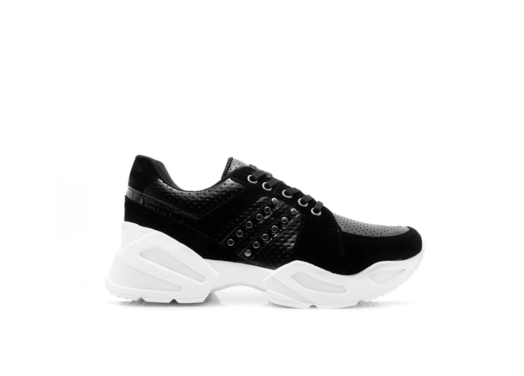 zapatillas con tachas