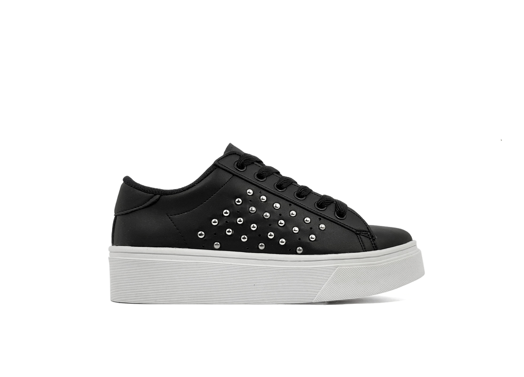 zapatillas con tachas