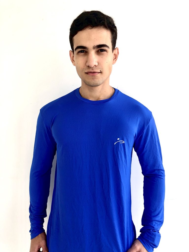 camiseta longa fitness