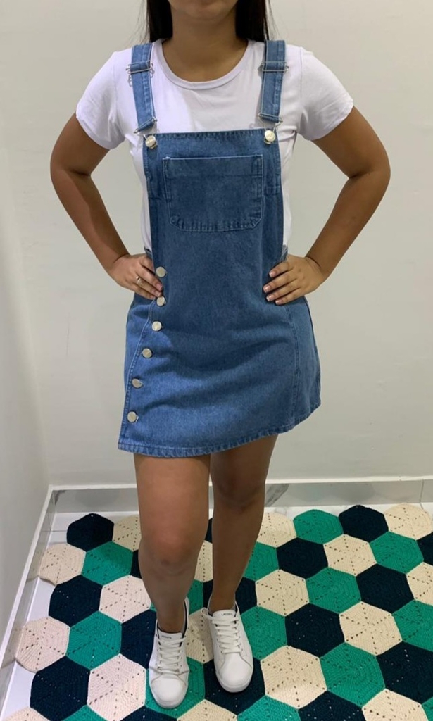 fotos de jardineira jeans saia