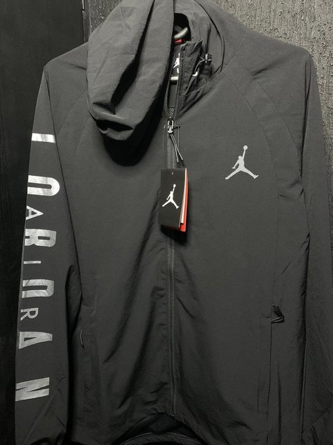 corta vento air jordan branco