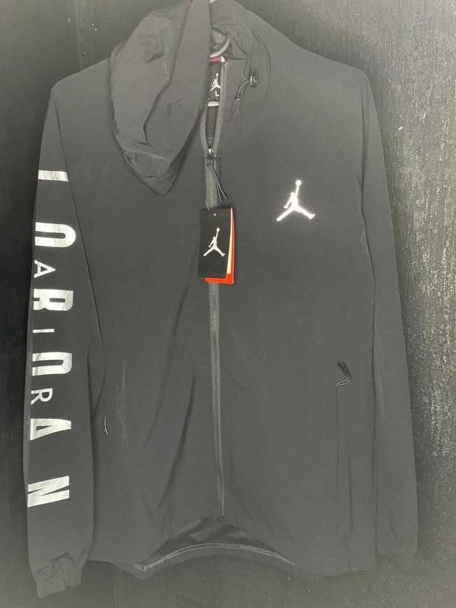 corta vento air jordan preto