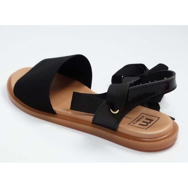 sandália moleca de amarrar