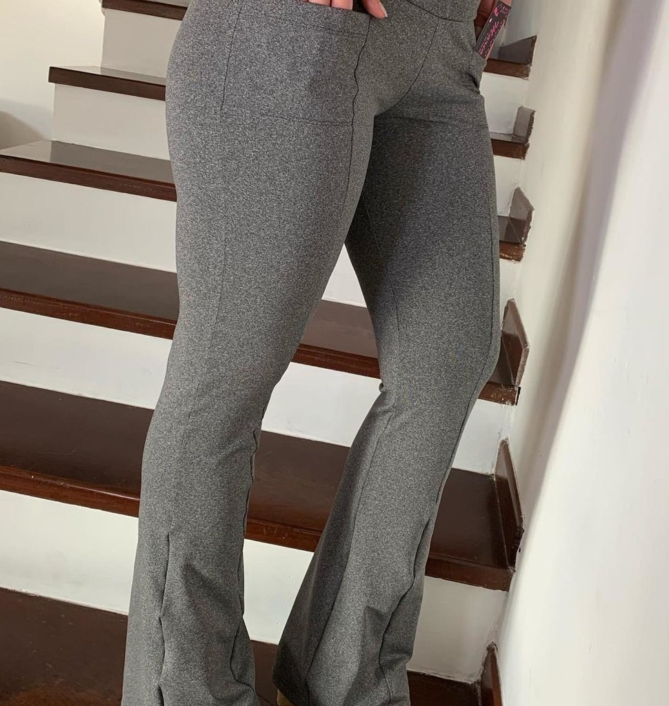 calça suplex flare