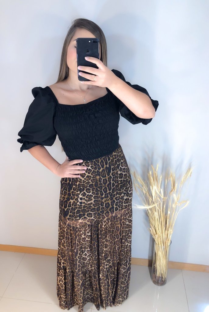 saia longa tule preta
