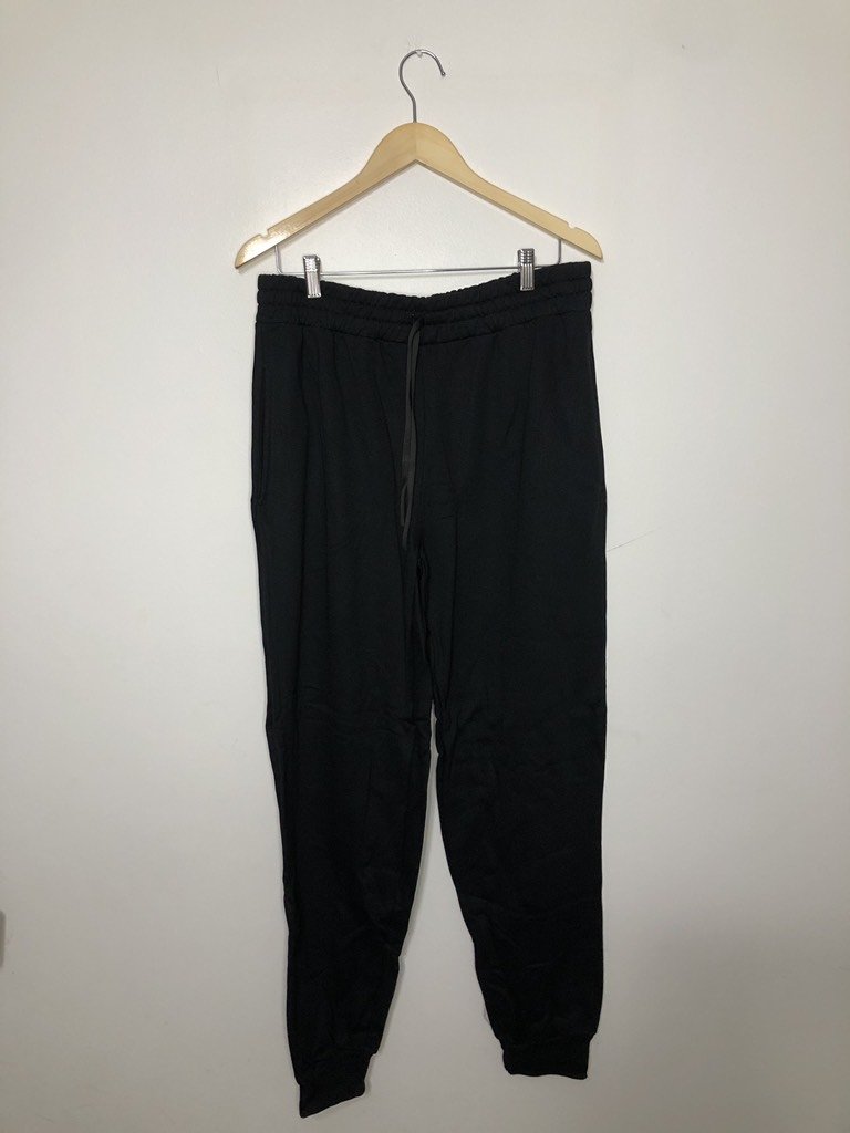 calça de moletom no extra