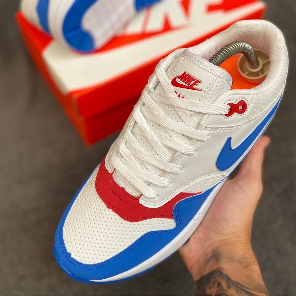 nike azul e vermelho