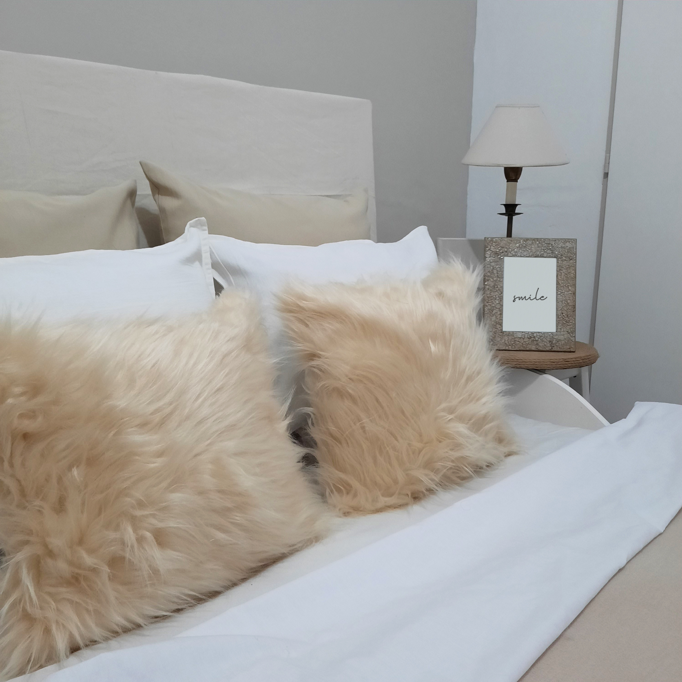 Almohadon Piel , Almohadon con borde NAtural 40 x 60, Almohadon Tostado 50 x 70