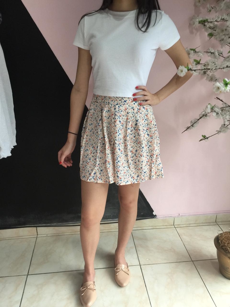 short saia florido