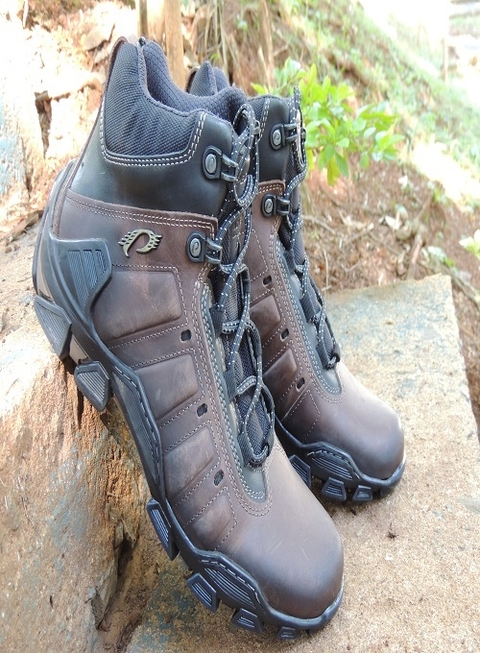 pegada trekking boots