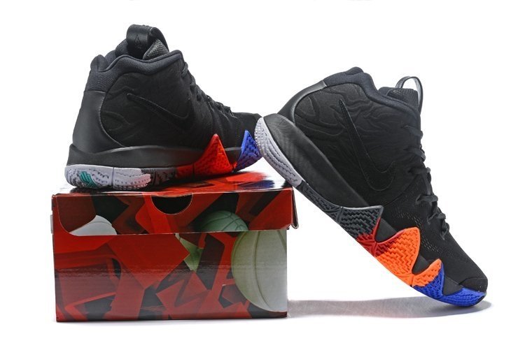 kyrie 4 preto
